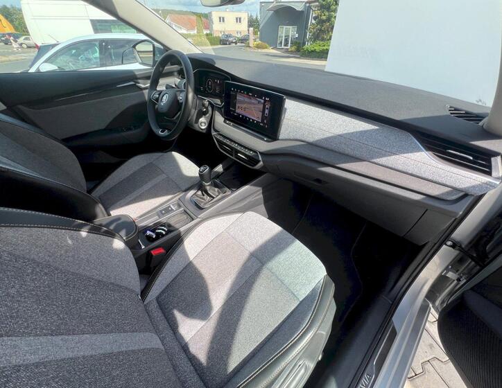Škoda Octavia 16