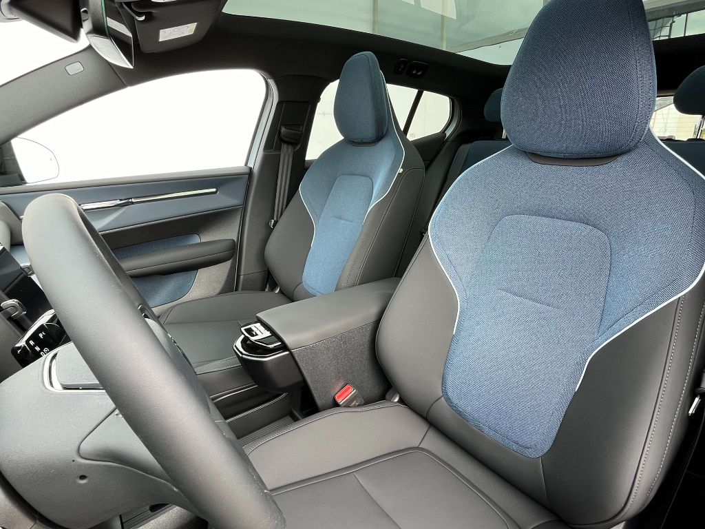 Volvo EX30