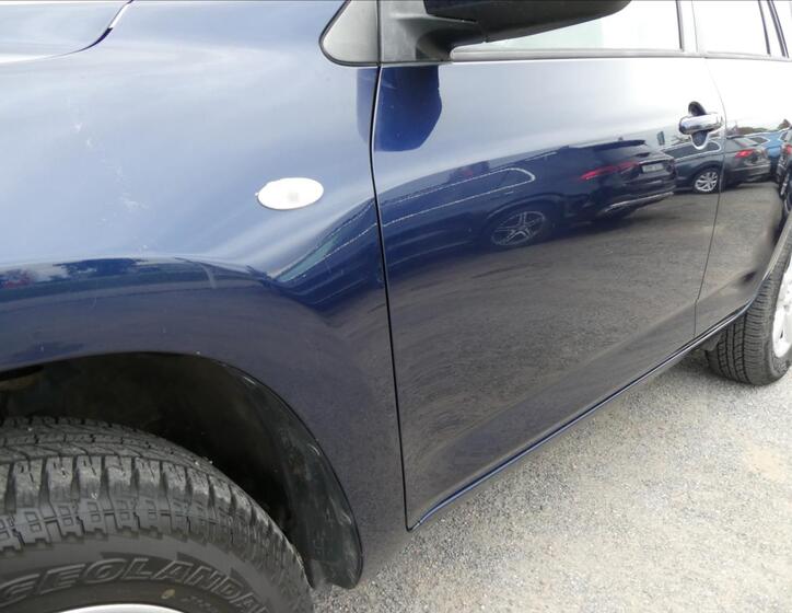 Toyota RAV4 12