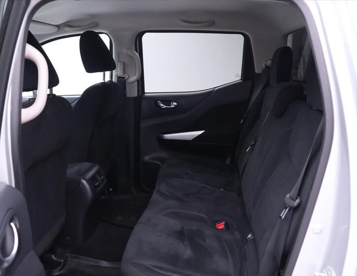 Nissan Navara 16