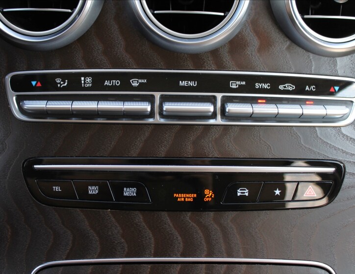 Mercedes-Benz GLC 17