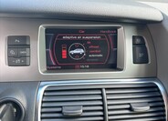Audi Q7 25