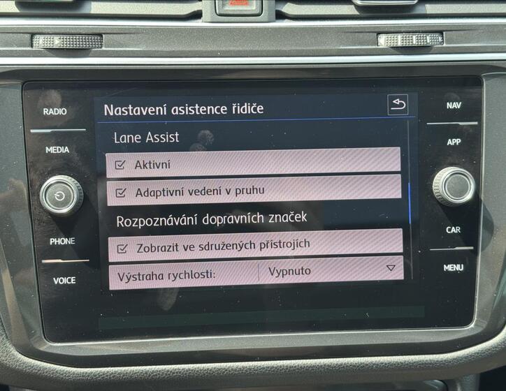 Volkswagen Tiguan 19