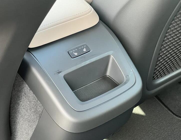 Volvo XC60 16