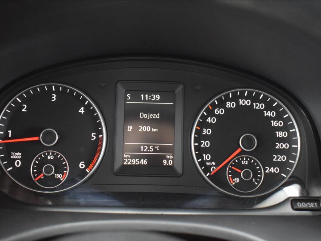Volkswagen Caddy 18