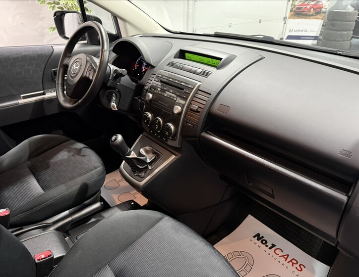 Mazda 5 16