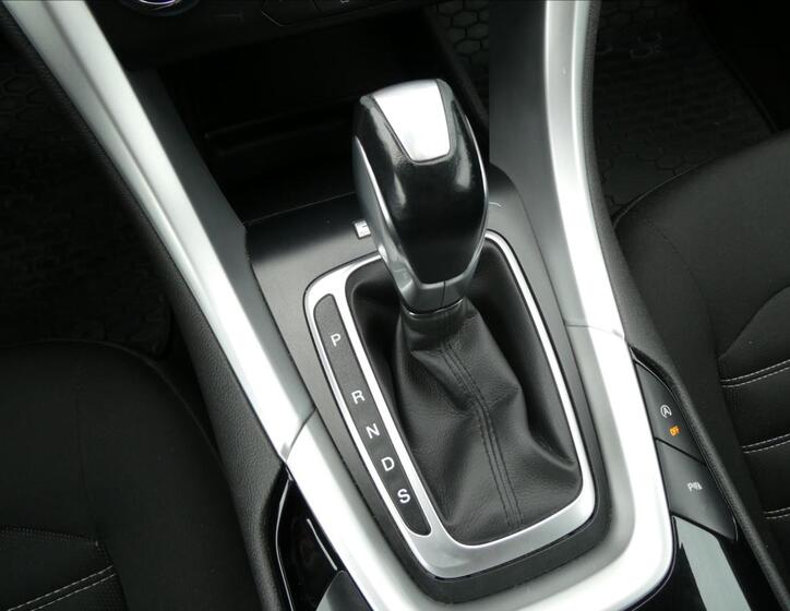 Ford Mondeo 29
