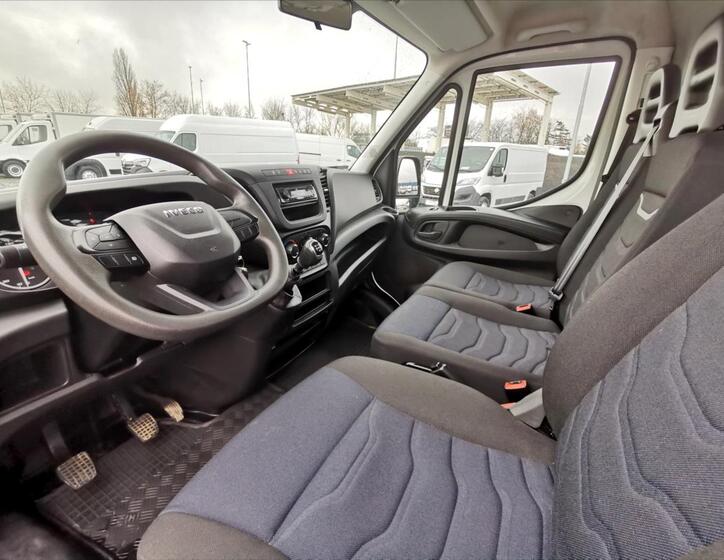 Iveco Daily 12