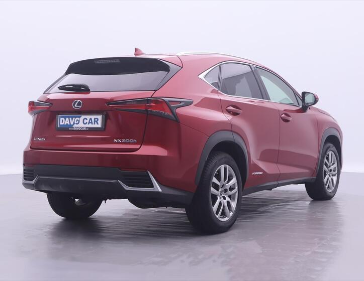 Lexus NX 300h 7