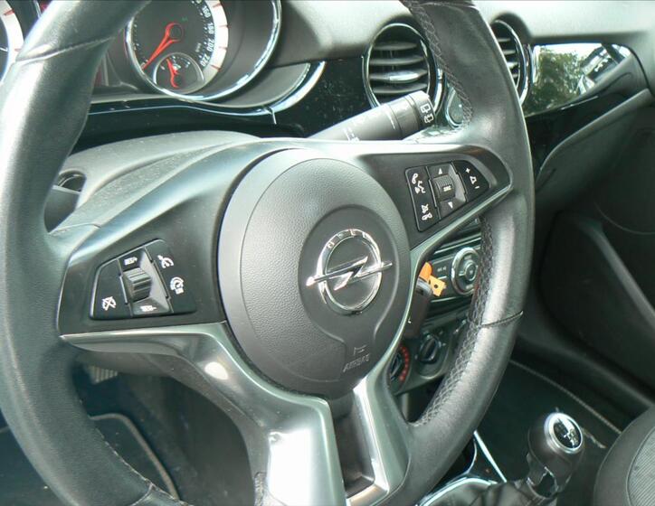 Opel Adam 12