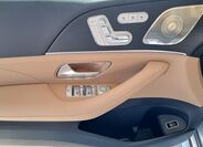 Mercedes-Benz Ostatní 10
