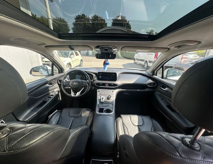 Hyundai Santa Fe 8
