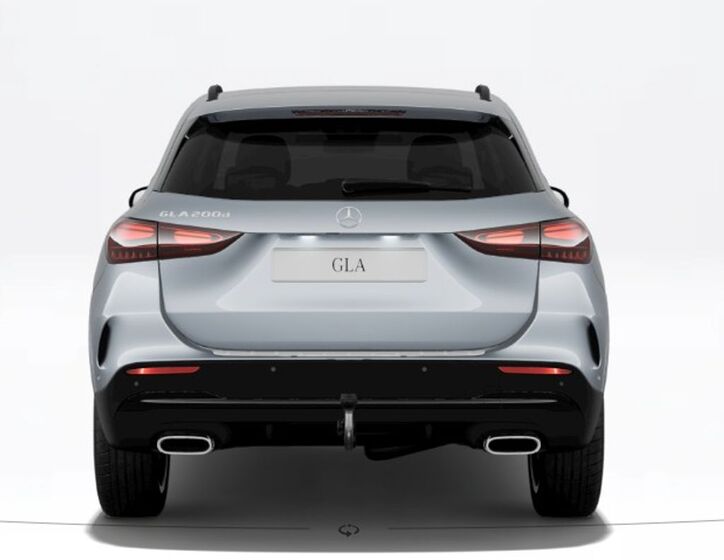 Mercedes-Benz GLA 5