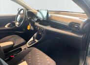 Toyota Yaris 6