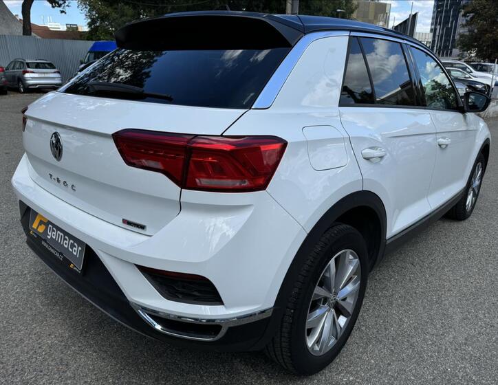 Volkswagen T-Roc 9