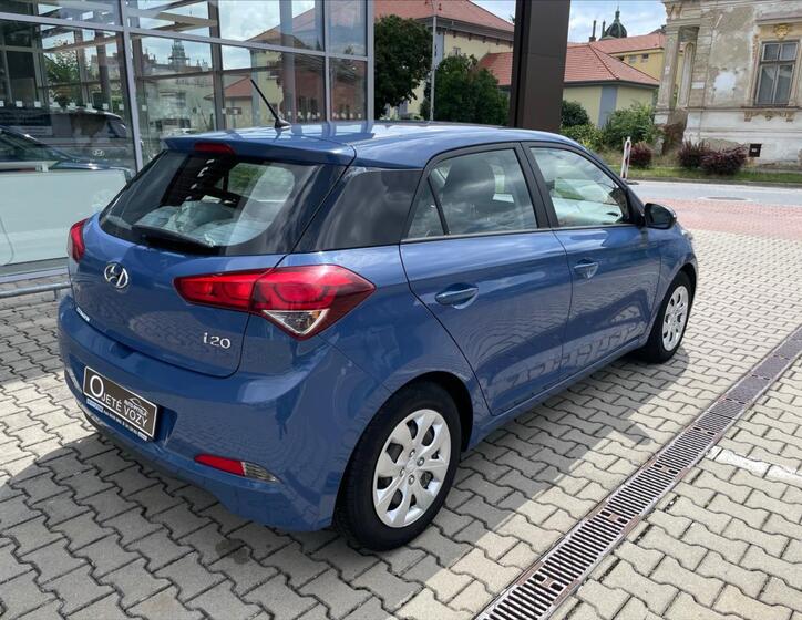 Hyundai i20 6
