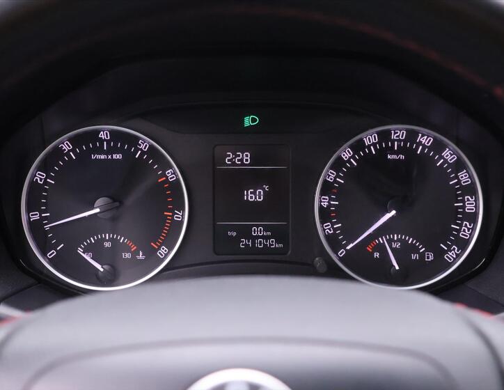 Škoda Octavia 15