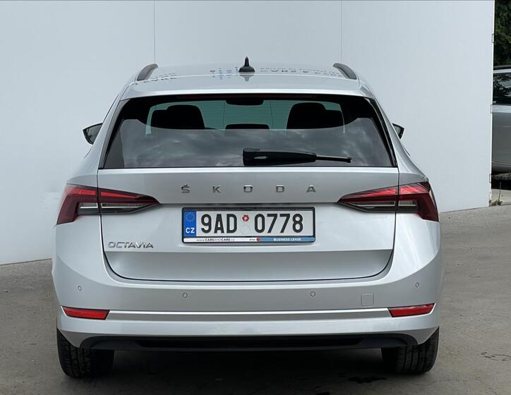 Škoda Octavia 23