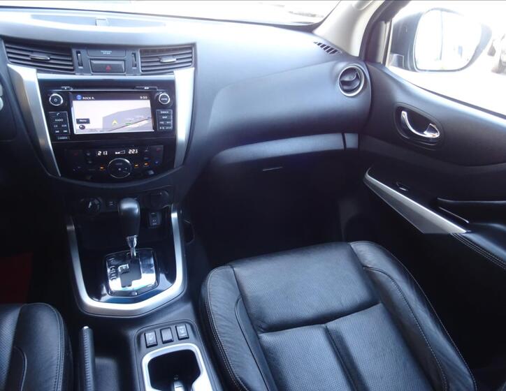 Nissan Navara 26