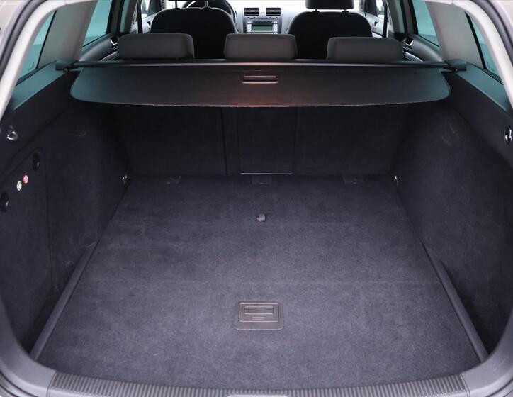 Volkswagen Golf 10