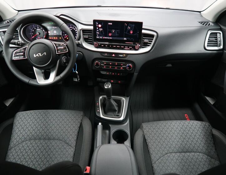 KIA Ceed 11