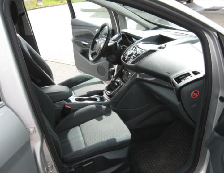 Ford C-MAX 11