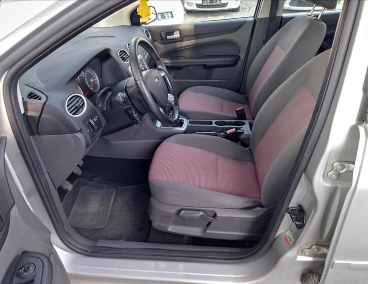 Ford Focus 9