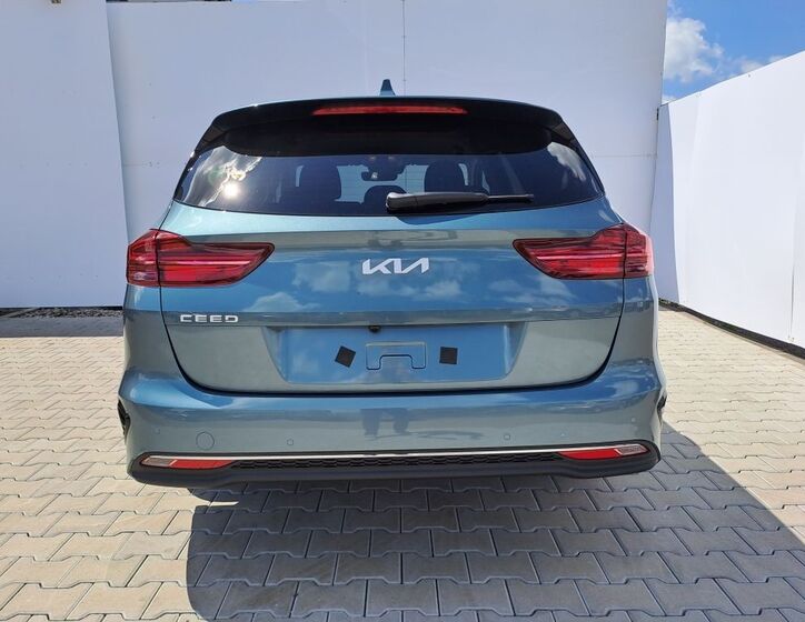 KIA Ceed 10