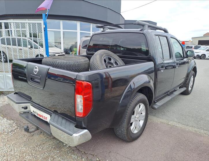 Nissan Navara 4