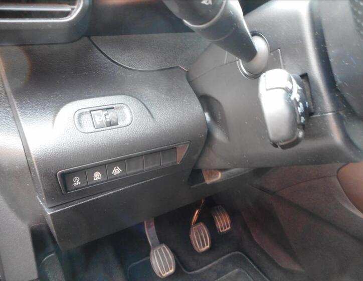 Peugeot Rifter 11