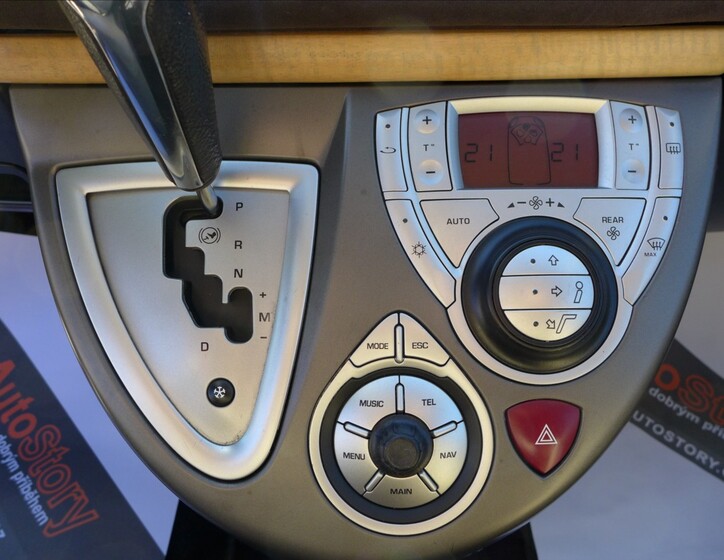 Lancia Phedra 22