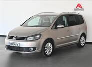 Volkswagen Touran 1