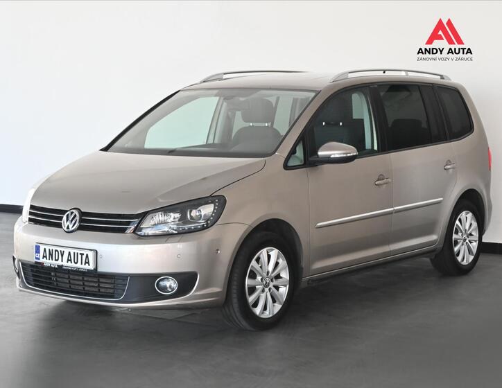 Volkswagen Touran 1