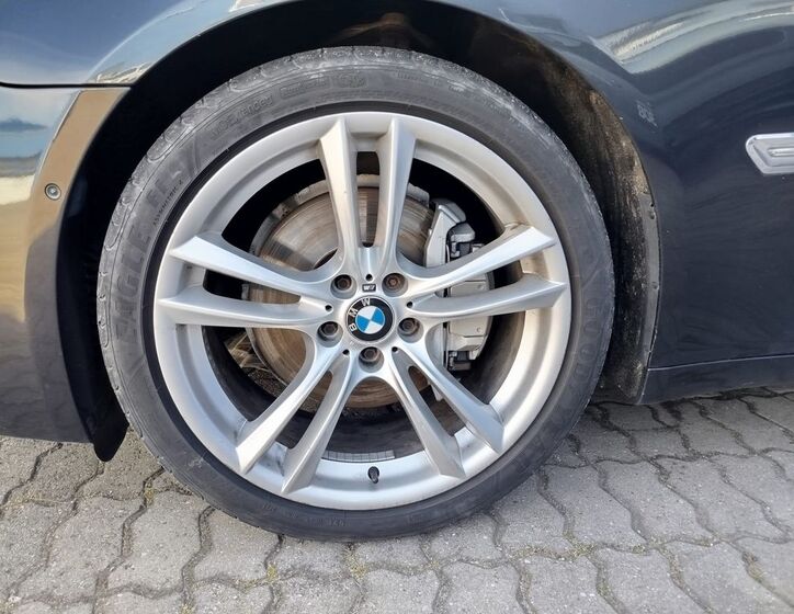 BMW Řada 7 25