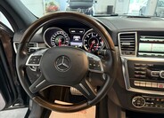 Mercedes-Benz GL 10