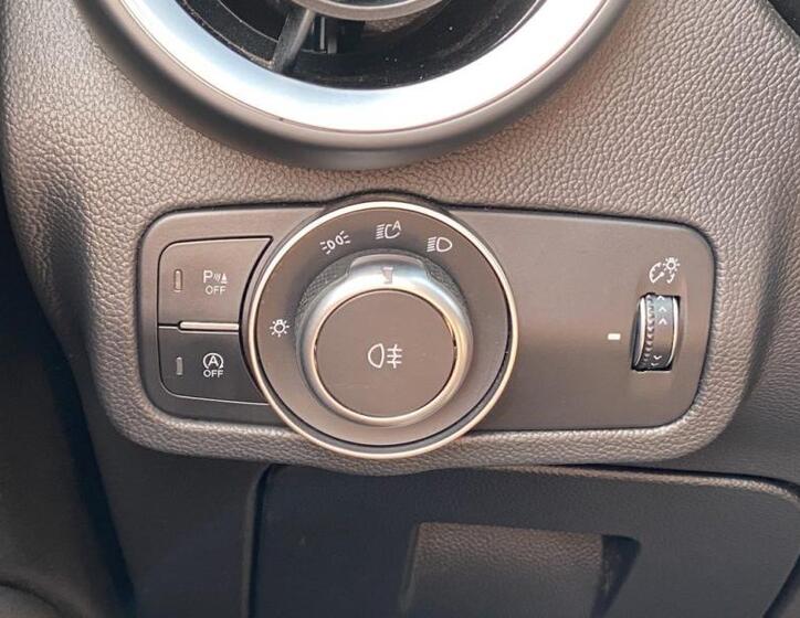 Alfa Romeo Stelvio 28