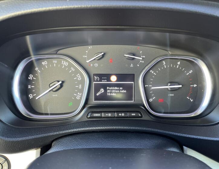 Citroën SpaceTourer 15