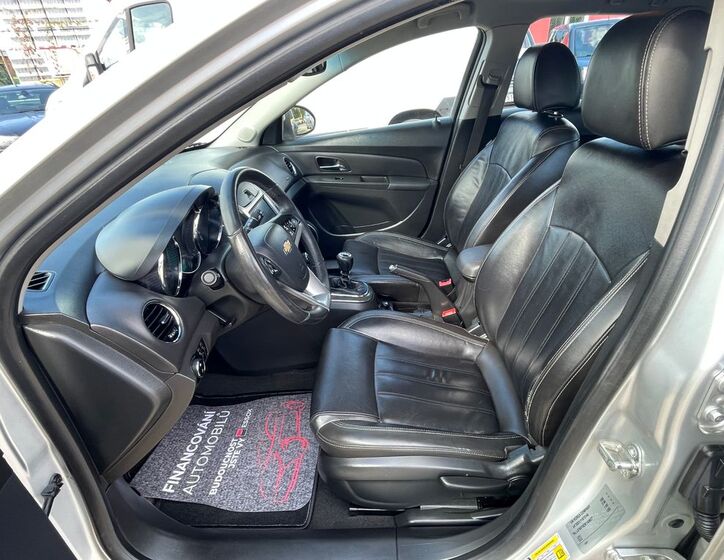 Chevrolet Cruze 9