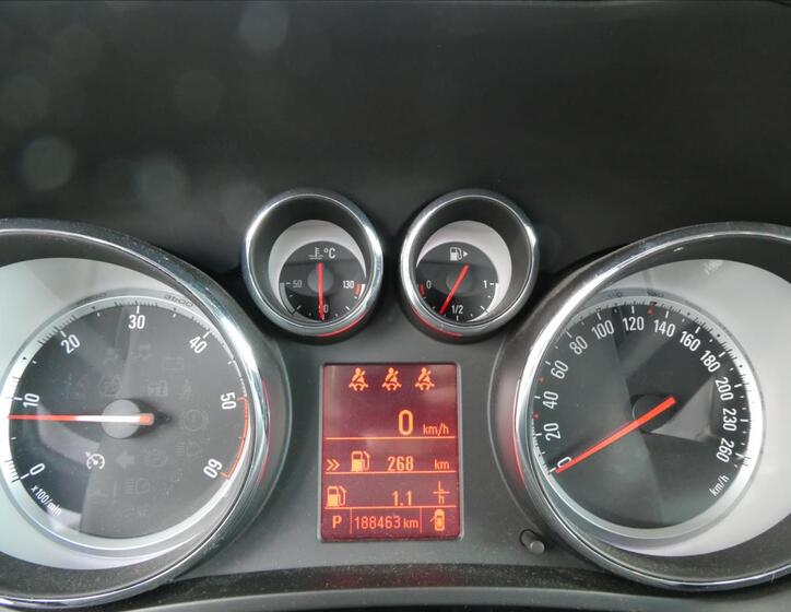 Opel Zafira 33