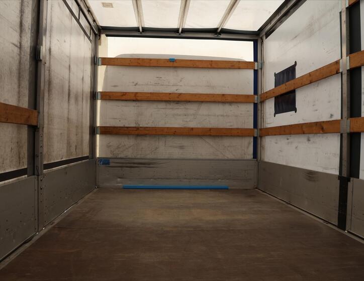 Renault Master 9