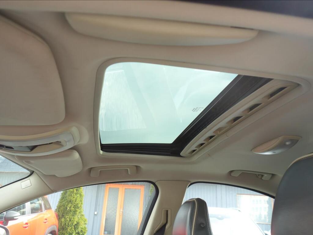 Volvo S80 36