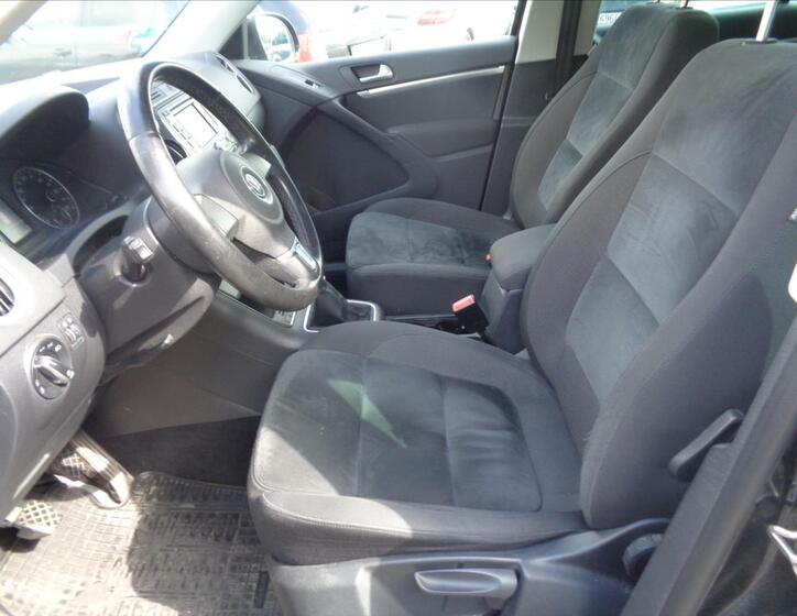 Volkswagen Tiguan 13