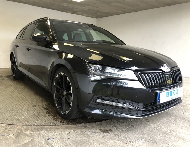 Škoda Superb 1