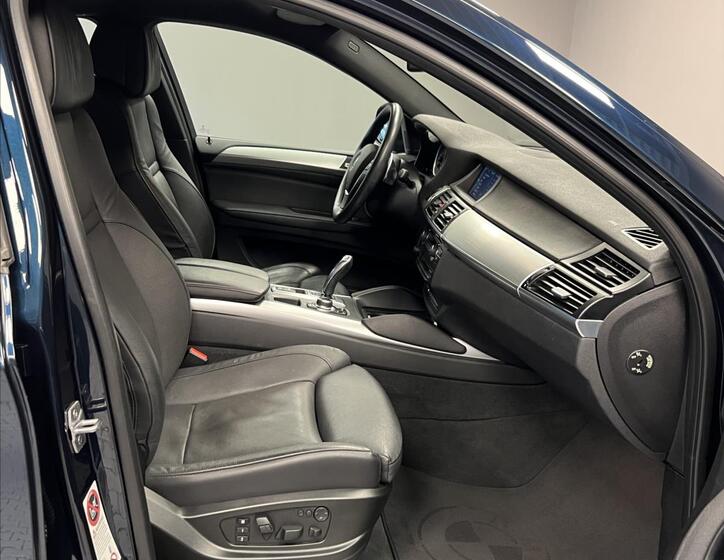 BMW X6 9