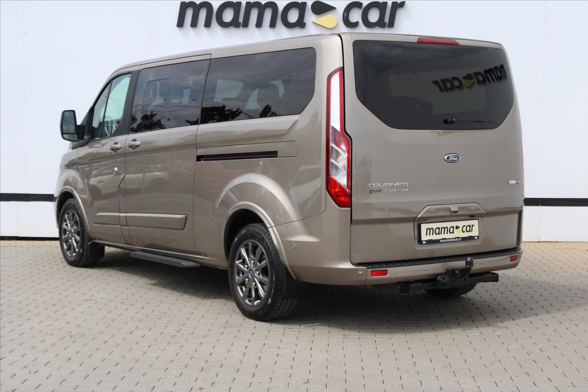 Ford Tourneo Custom