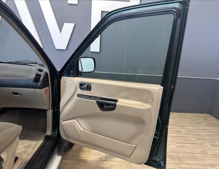 Nissan Terrano 19