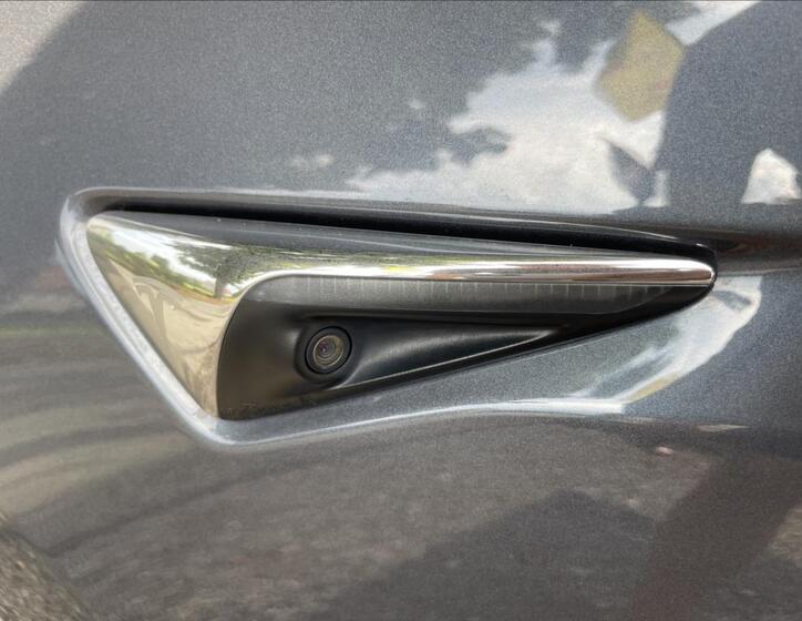 Tesla Model 3 44