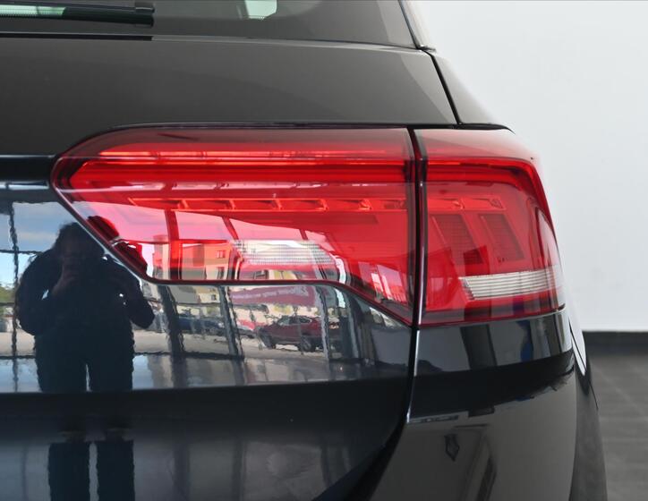 Volkswagen T-Roc 29