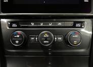 Volkswagen Golf 19