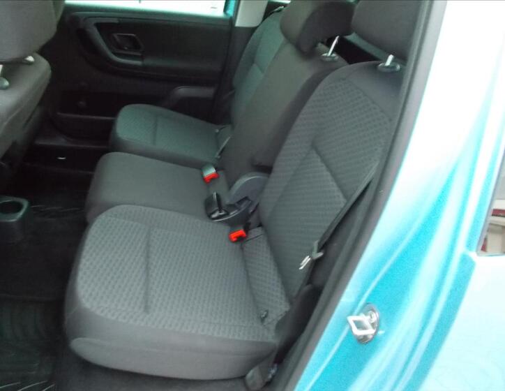 Škoda Roomster 16
